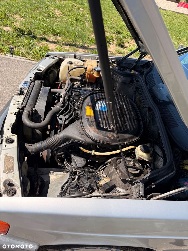 Mercedes-Benz W201 (190) - 18