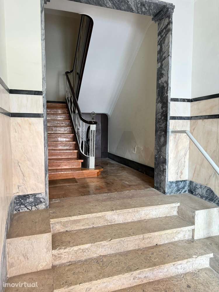 Apartamento T0 na Rua Tomás da Anunciação - Grande imagem: 2/23