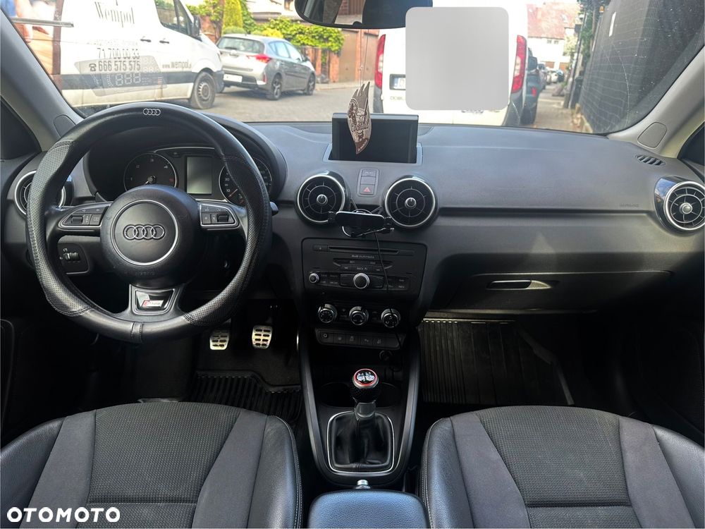 Audi A1 Sportback 1.6 TDI Attraction - 11
