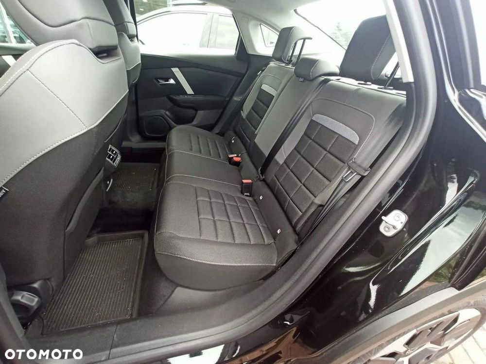 Citroën C4X 1.2 mHEV Plus eDCT6 - 15