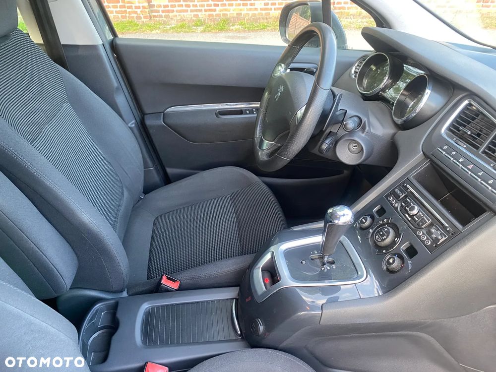 Peugeot 5008 e-HDI FAP 115 EGS6 Stop&Start Allure - 14