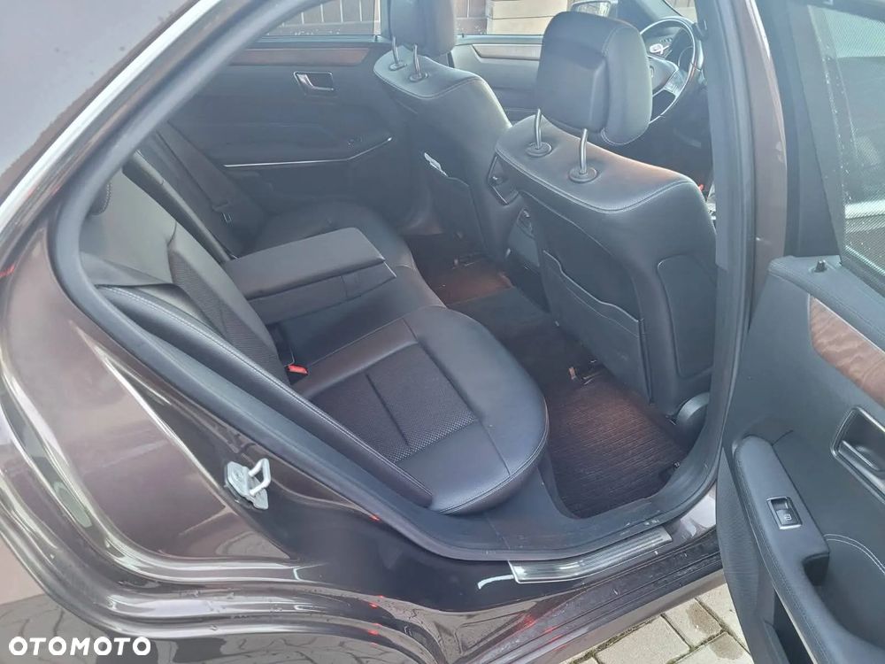 Mercedes-Benz Klasa E 350 BlueTEC 4-Matic Avantgarde - 4
