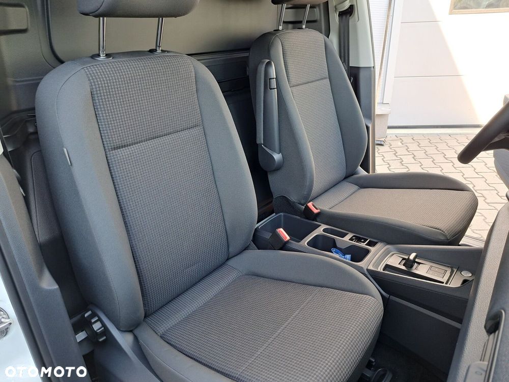 Volkswagen Caddy - 21