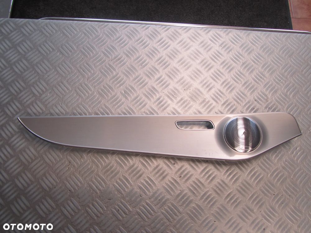 znaczek 9068175600 - 3