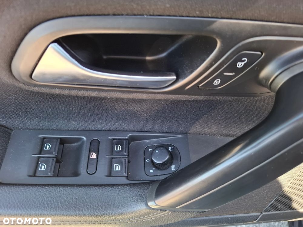 Volkswagen CC 2.0 TDI DPF BMT - 11