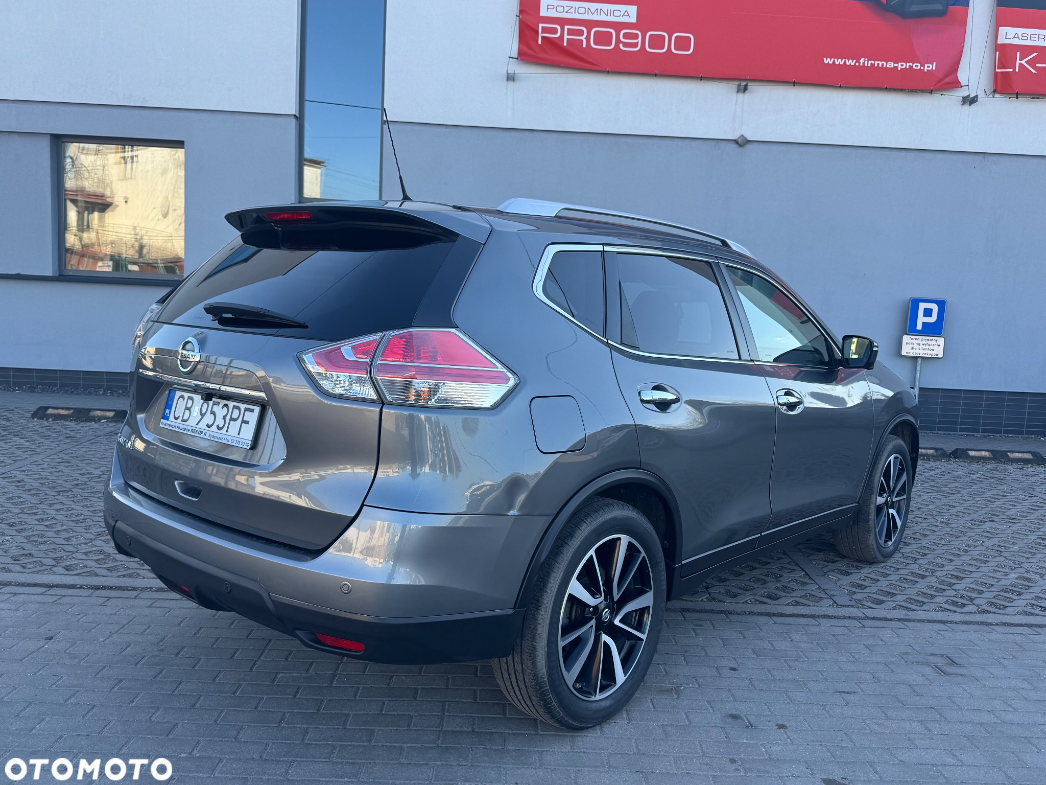 Nissan X-Trail 1.6 DCi N-Connecta 2WD Xtronic 7os - 18