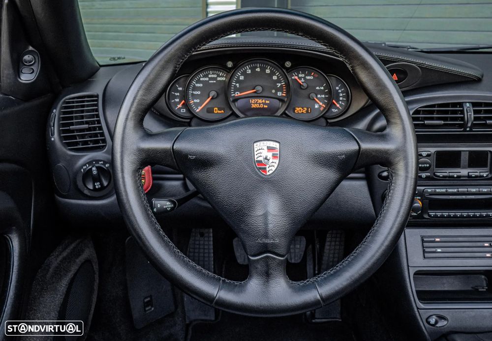 Porsche 911 (996) Carrera Cabrio - 34