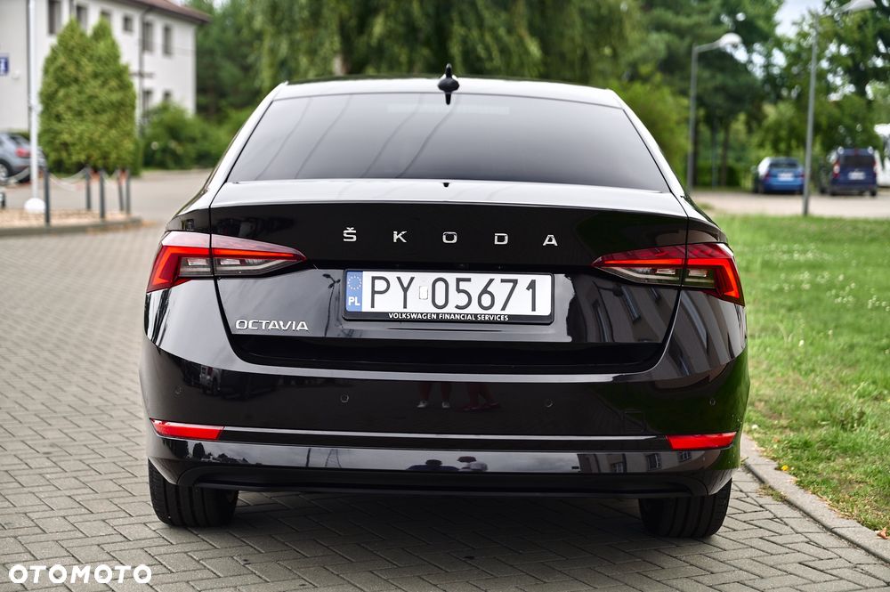 Skoda Octavia 2.0 TDI Ambition DSG - 13