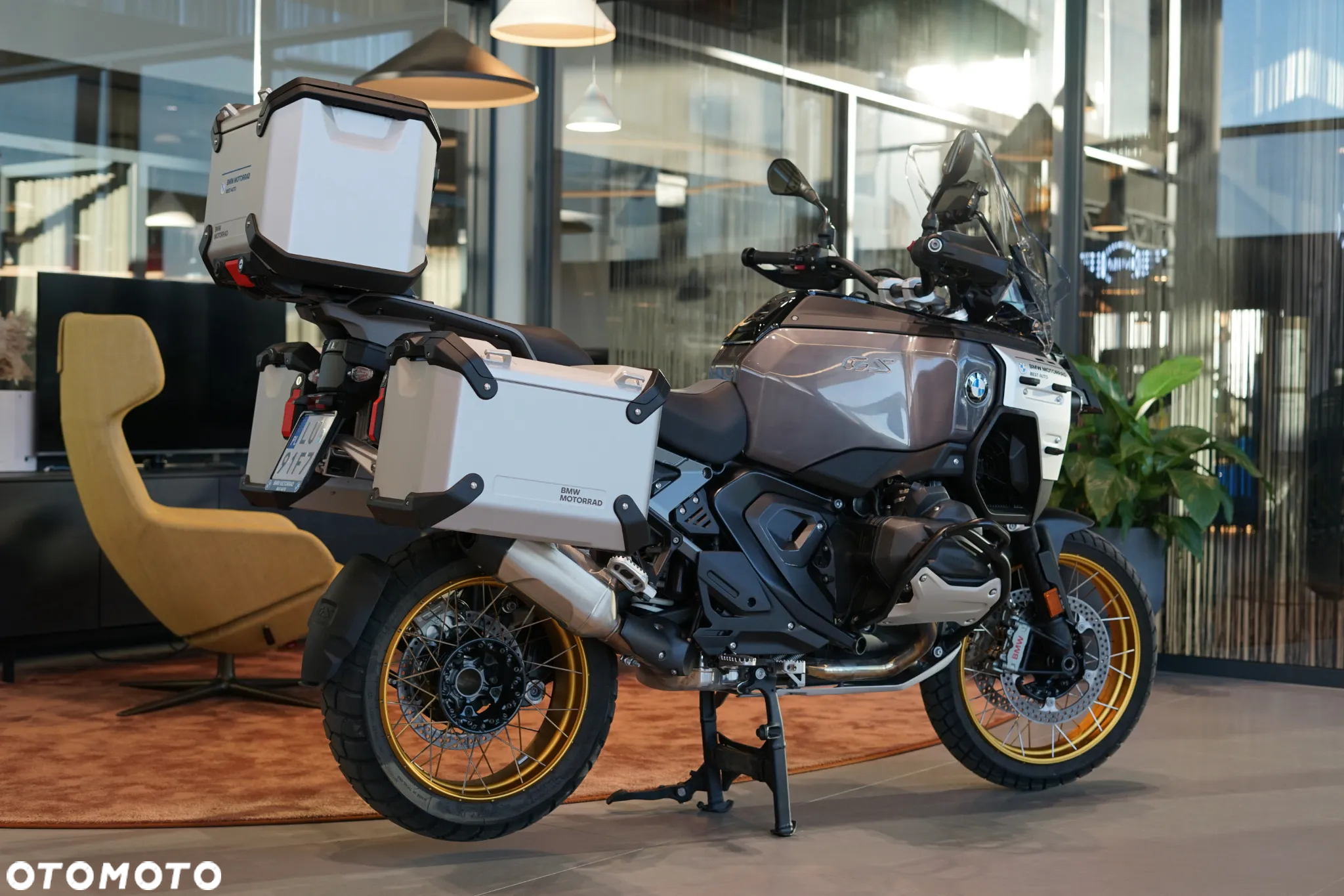 BMW Adventure - 9