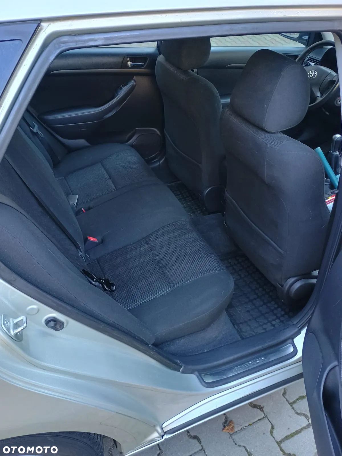 Toyota Avensis 1.8 VVT-i Sol - 12