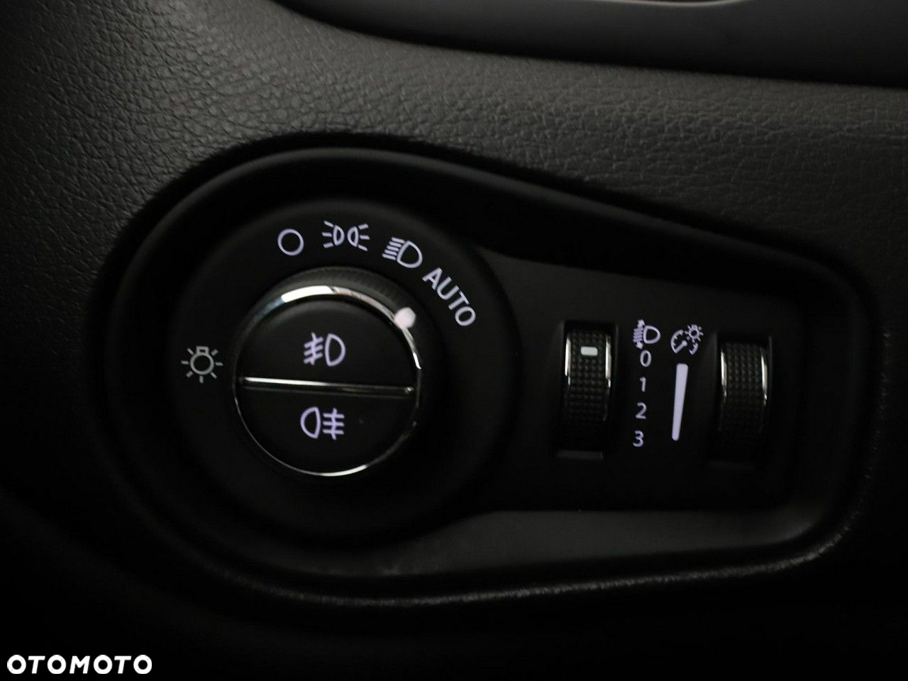 Jeep Renegade 1.0 T-GDI Limited - 35