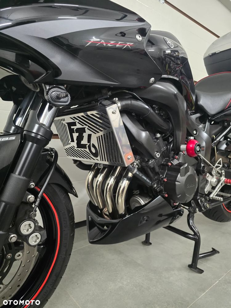 Yamaha FZ6 - 6