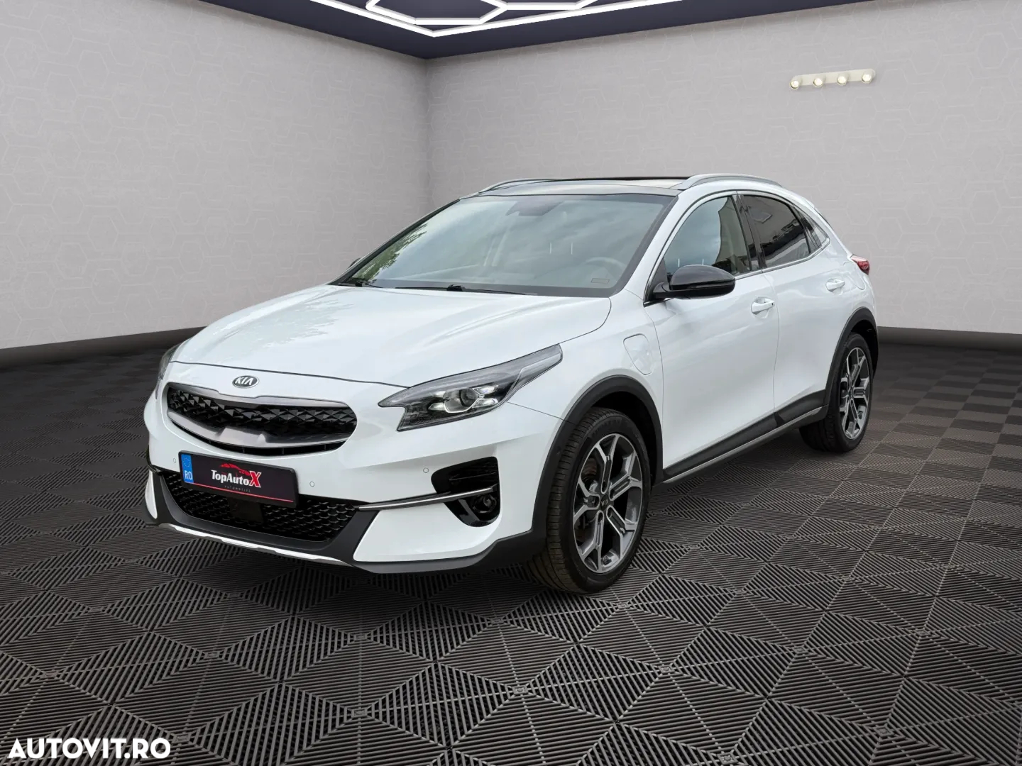 Kia XCeed 1.6 GDI DCT6 OPF Plug-in-Hybrid PLATINUM - 13