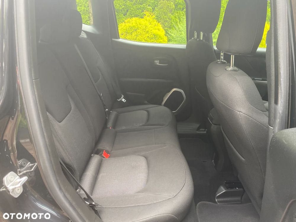 Jeep Renegade 1.4 MultiAir DSG Longitude - 24