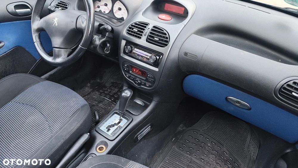 Peugeot 206 CC 1.6 Euro4 - 26