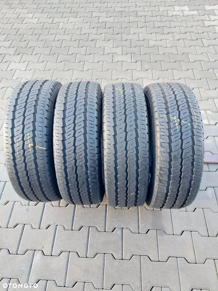 OPONY ZIMOWE 215/70 R15 CONTINENTAL VANCOCAMPER DOT2716 - 1