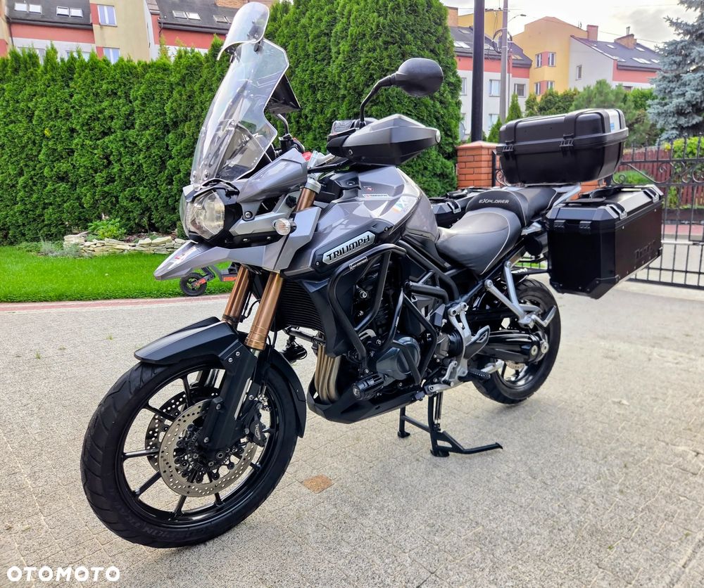 Triumph Tiger - 1