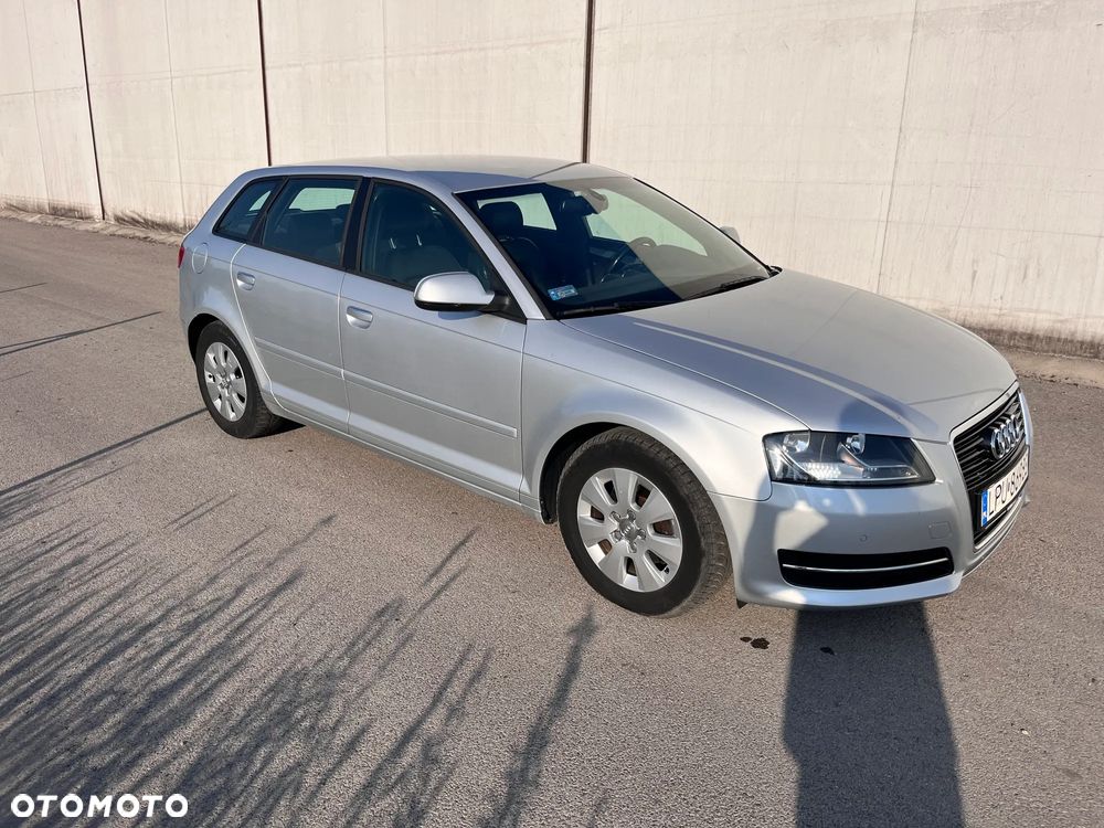 Audi A3 1.6 TDI DPF Ambition - 5