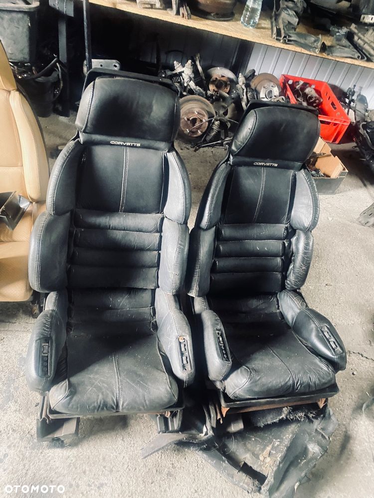 Corvette C4 fotele - 13