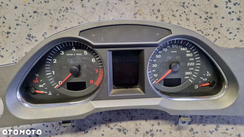 AUDI A6 C6 3.2 FSI LICZNIK 4F0920900R - 1