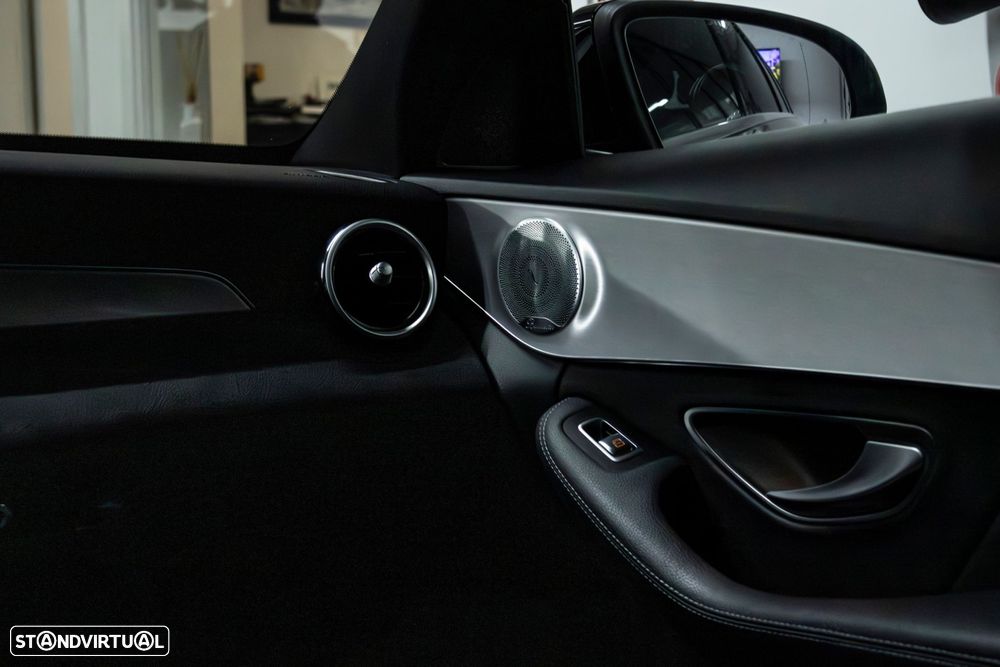 Mercedes-Benz C 300 d AMG Line - 16
