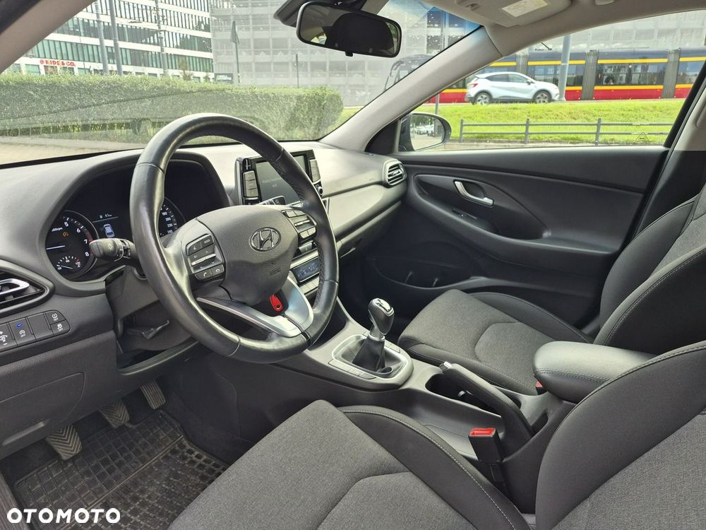 Hyundai i30 1.0 T-GDI Smart - 12