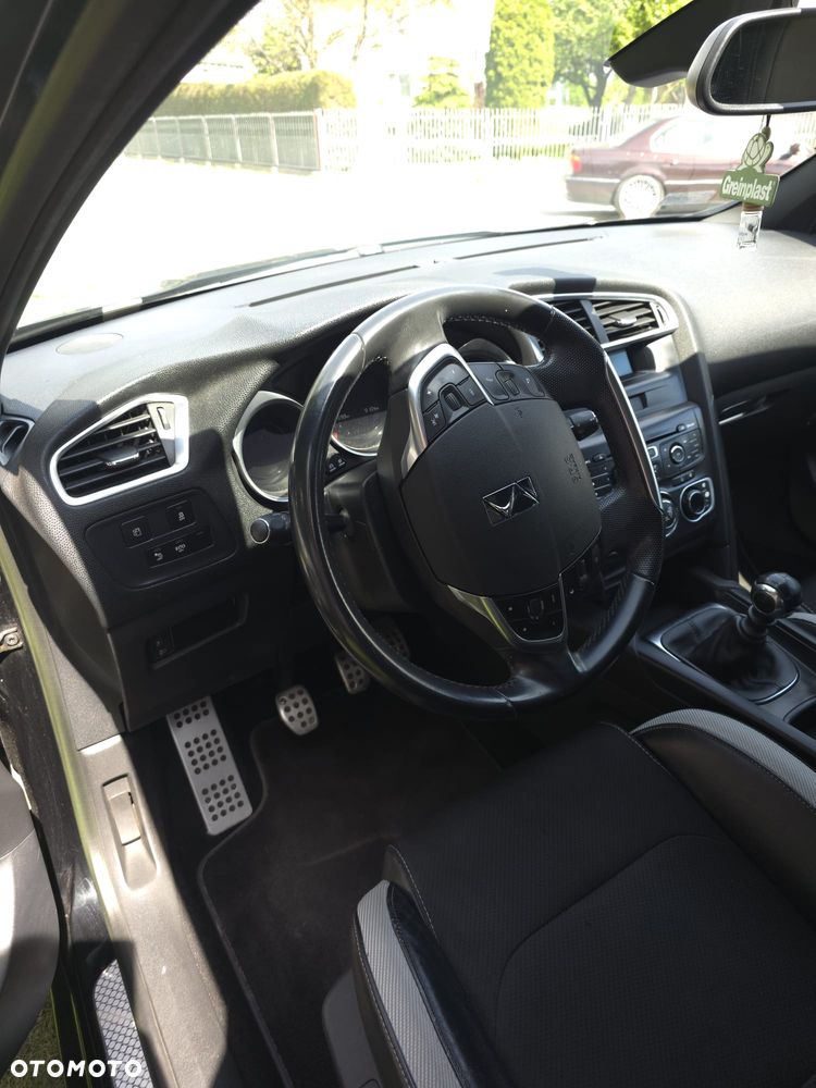 Citroën DS4 1.6 HDi SoChic - 7