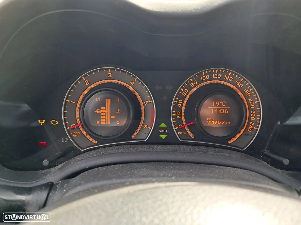Toyota Corolla 1.4 D-4D Premium Pack - 6