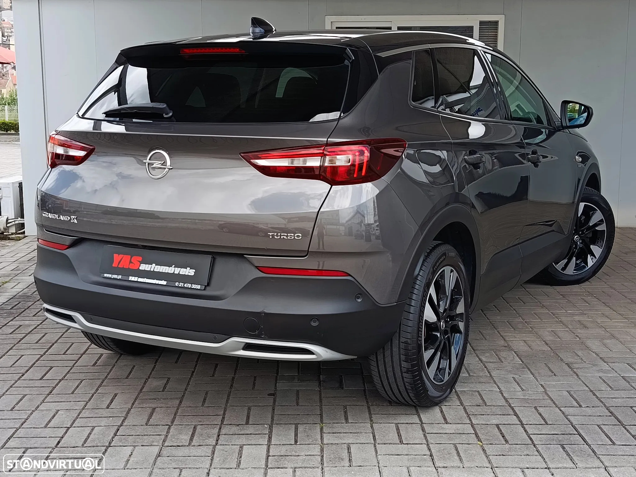 Opel Grandland X 1.2 T Innovation - 11