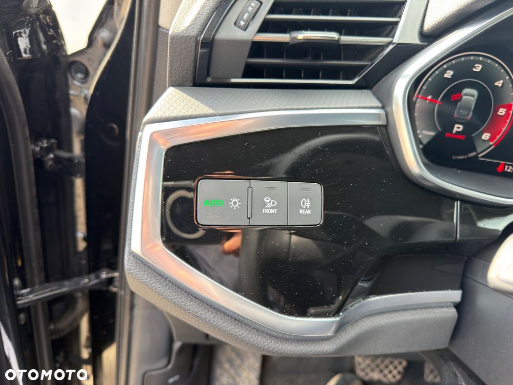 Audi Q3 Sportback 35 TDI S tronic S line - 11