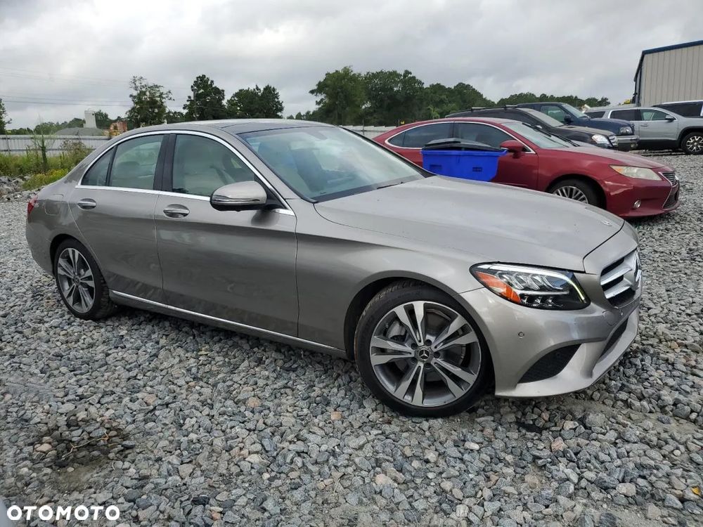 Mercedes-Benz Klasa C 300 7G-TRONIC Exclusive - 1