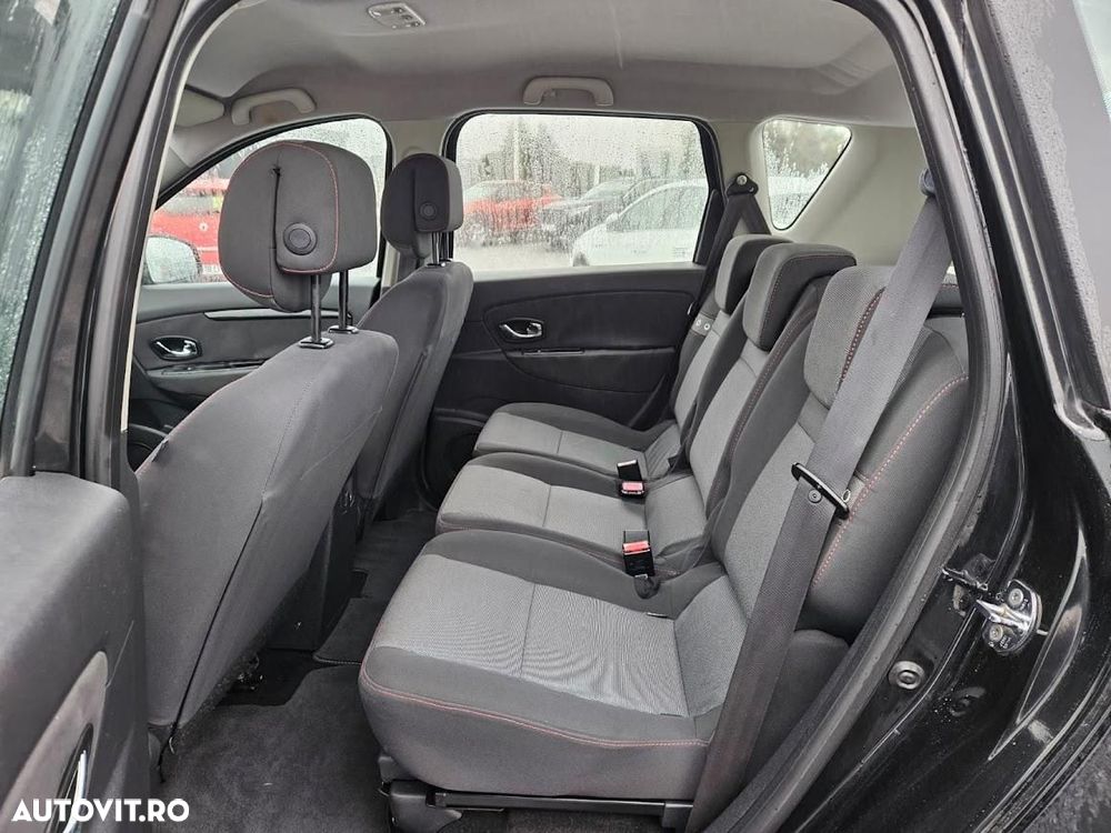 Renault Scenic - 8
