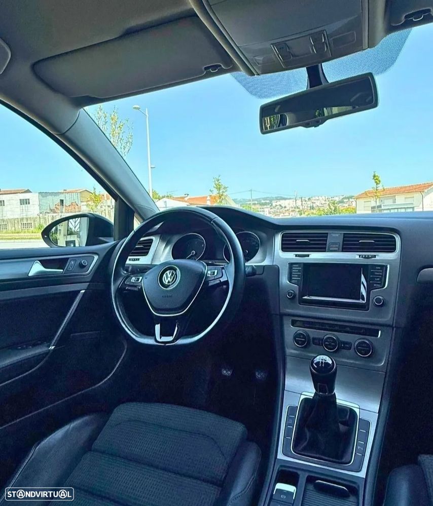 VW Golf 1.6 TDi R-Line - 15