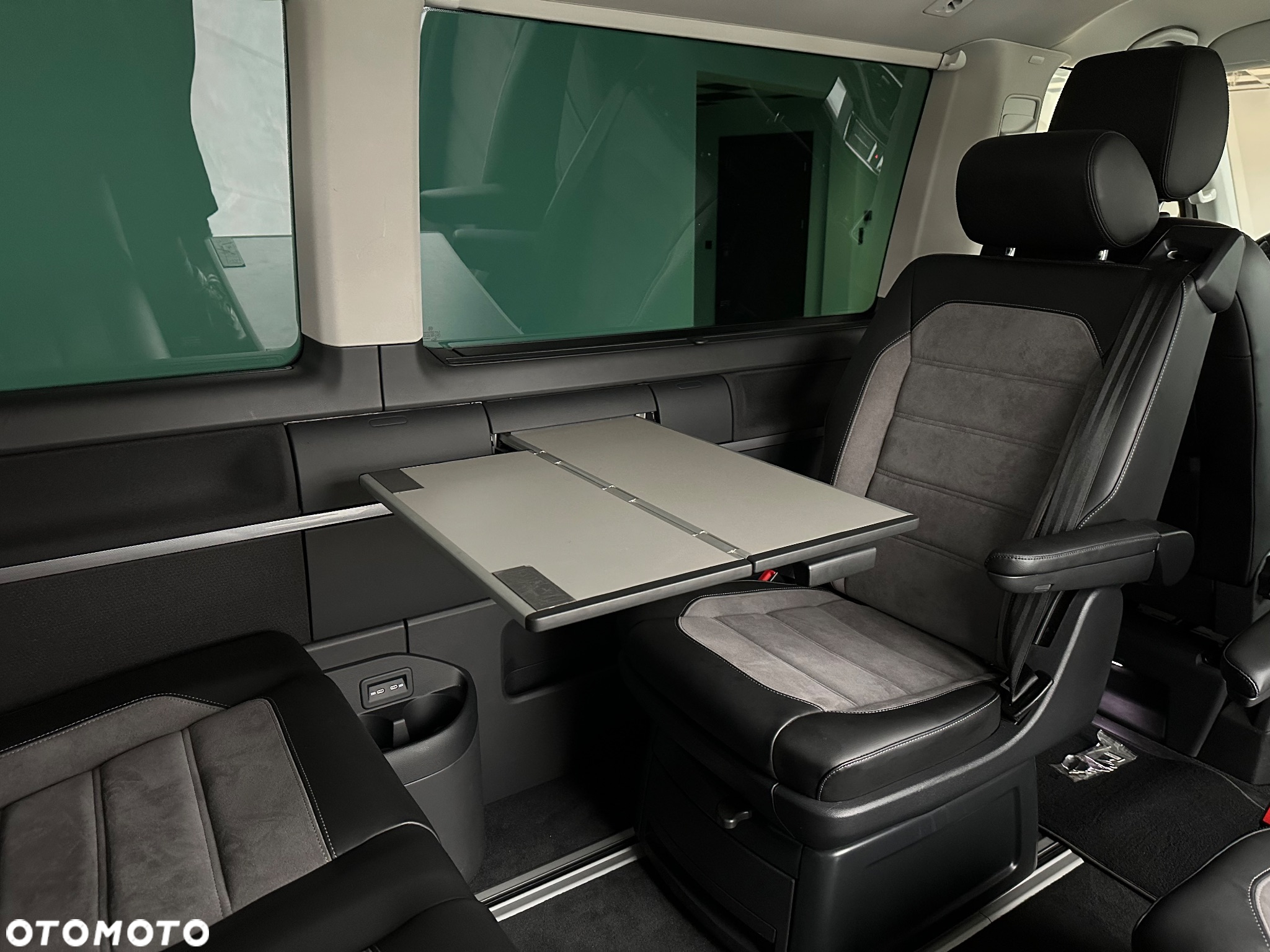 Volkswagen Multivan 2.0 TDI L1 Generation SIX DSG - 19