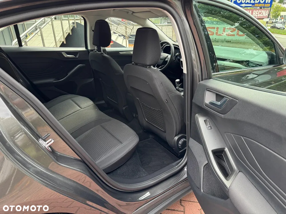 Ford Focus 1.0 EcoBoost Titanium - 19