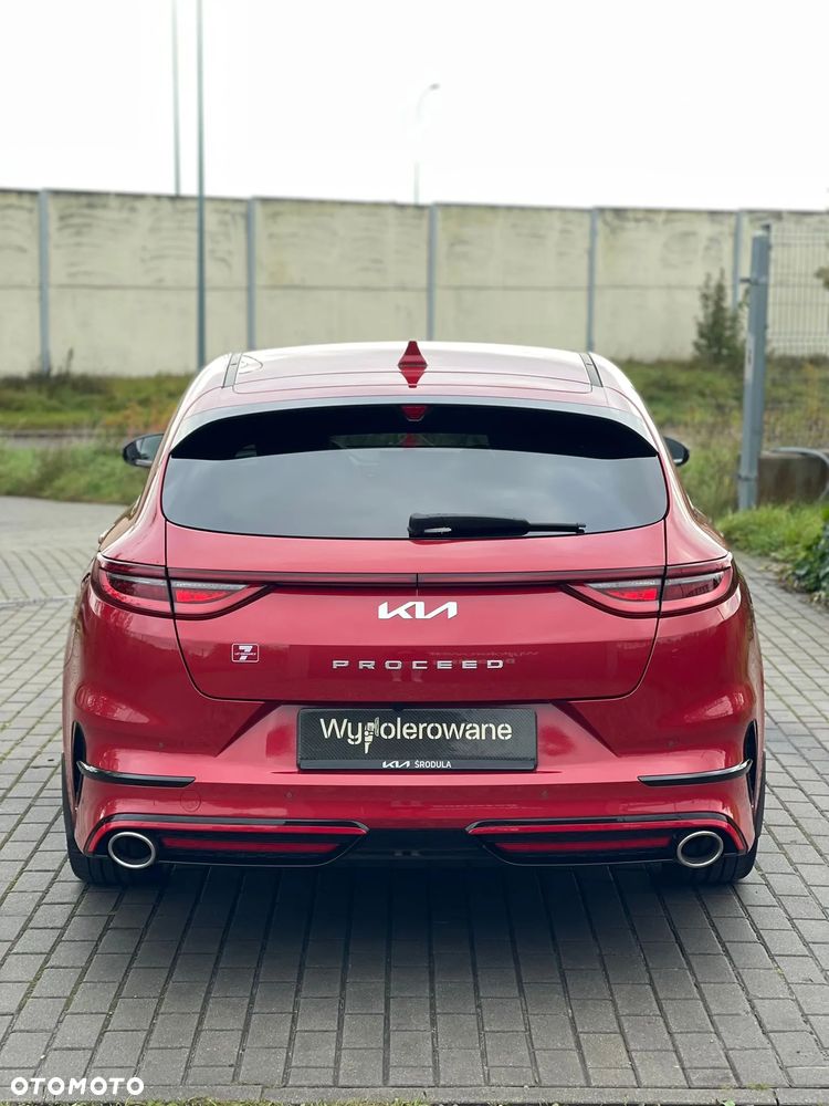 Kia ProCeed - 11