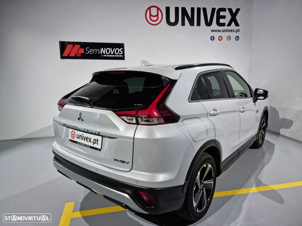 Mitsubishi Eclipse Cross 2.4 PHEV eMotion - 10