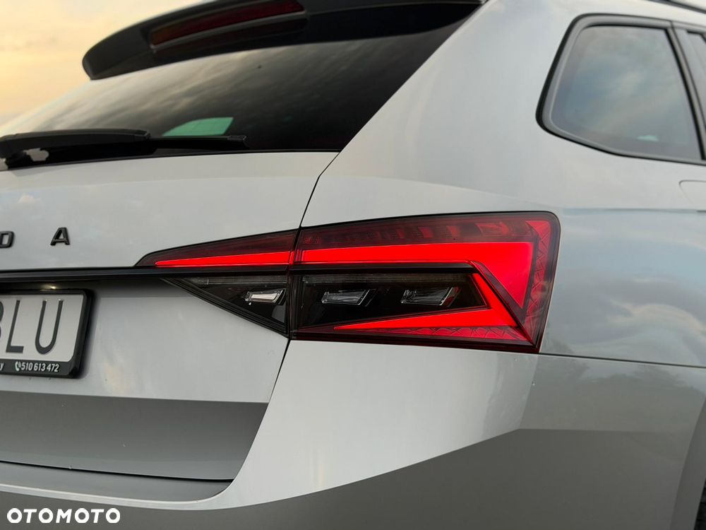 Skoda Superb 2.0 TDI DSG Sportline - 12