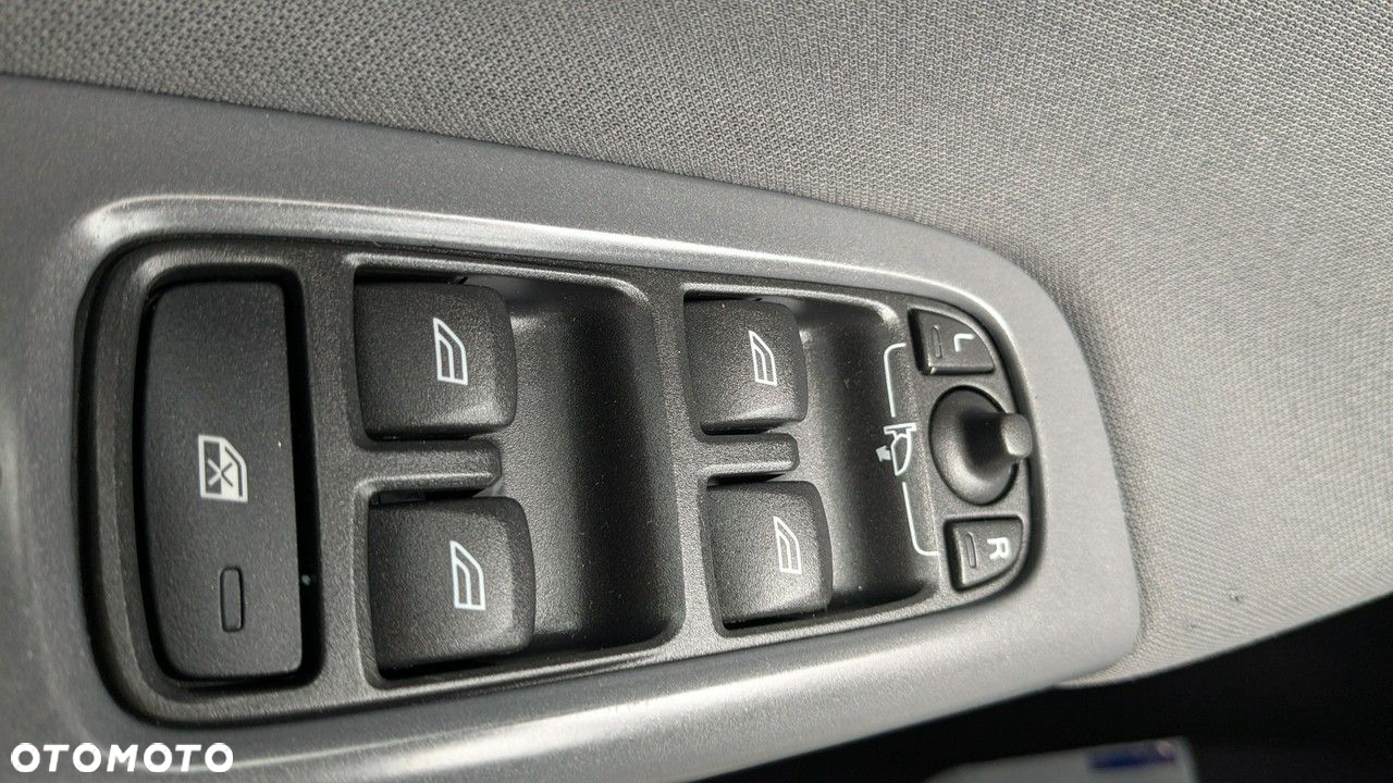 Volvo V50 - 30