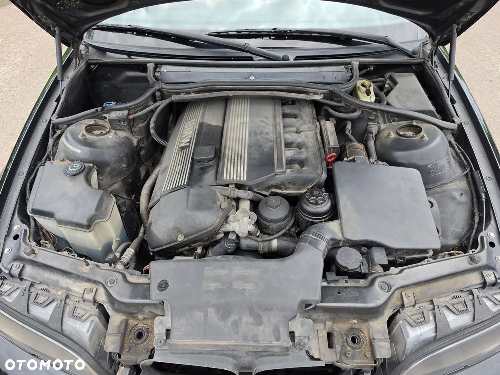 BMW Seria 3 325Ci - 18