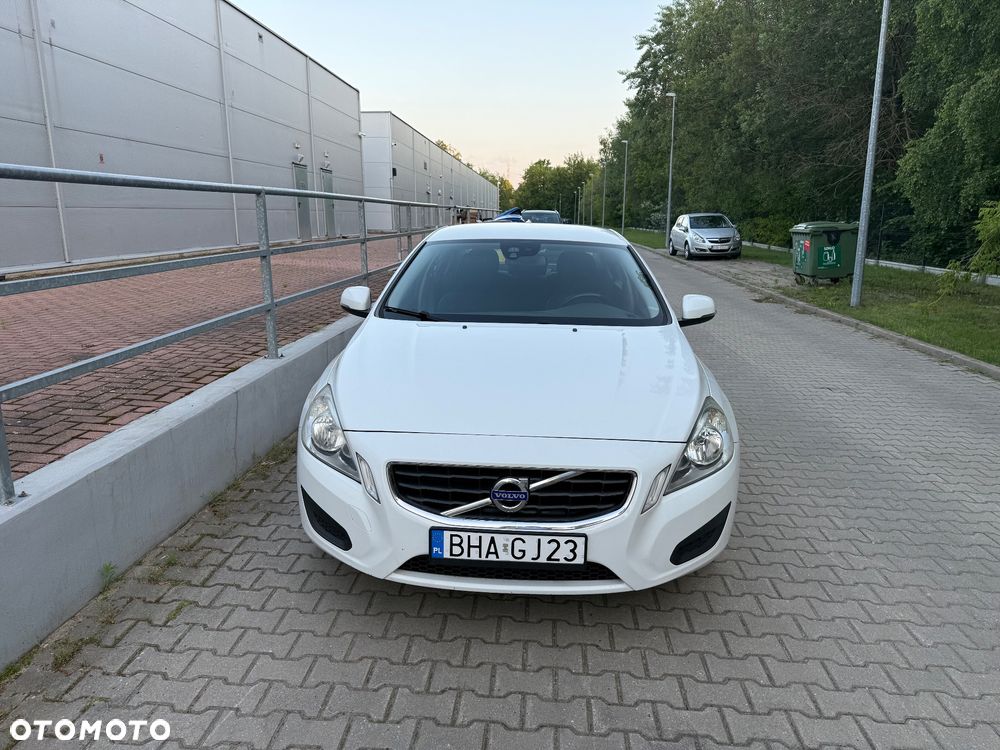 Volvo S60 D3 Summum - 2