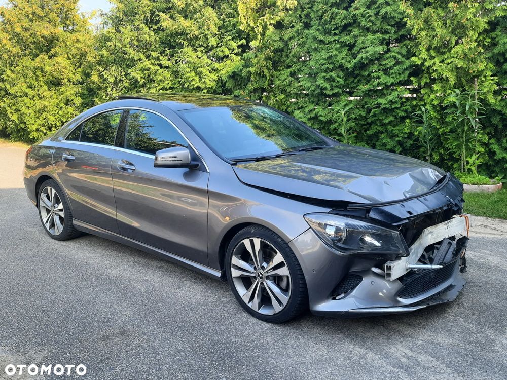 Mercedes-Benz CLA 250 7G-DCT Peak Edition - 4