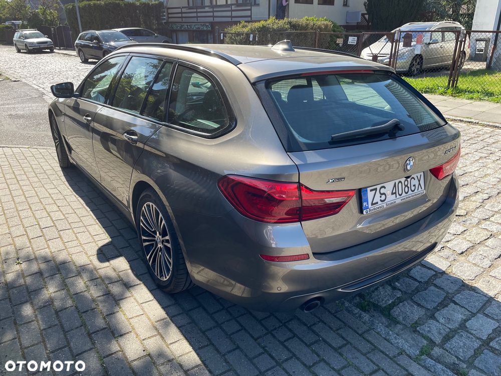 BMW Seria 5 530d Sport Line sport - 3