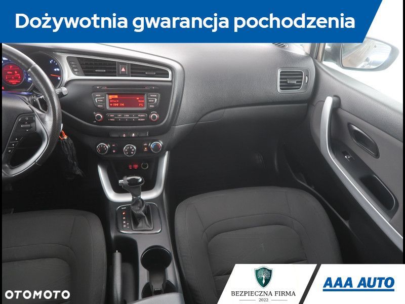 Kia Ceed - 9