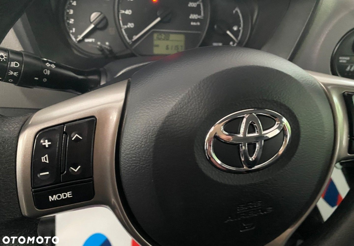 Toyota Yaris - 9