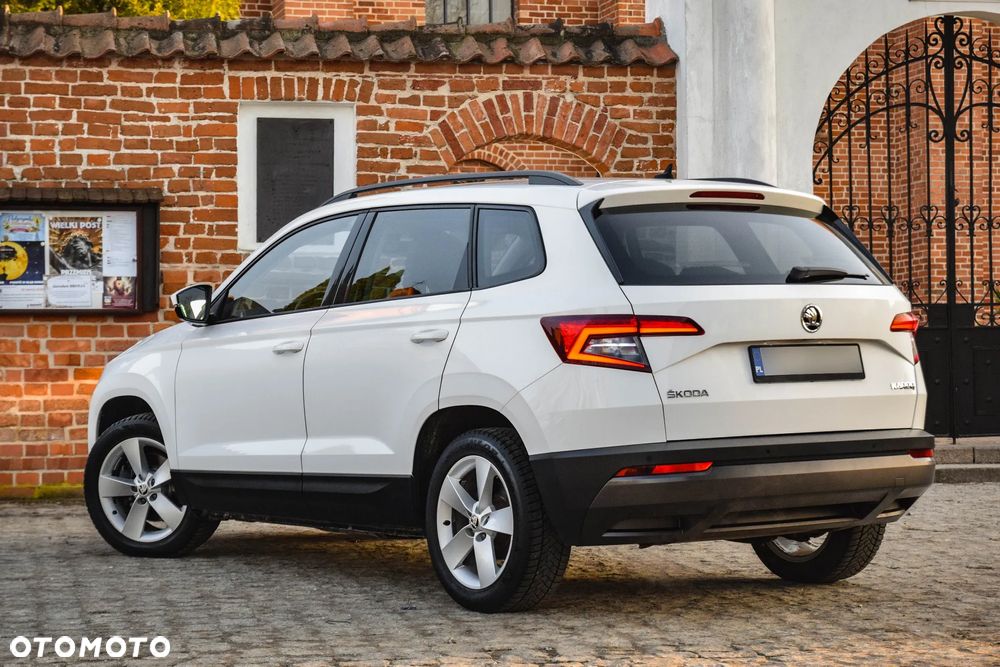 Skoda Karoq 1.5 TSI ACT 4x2 Ambition - 4