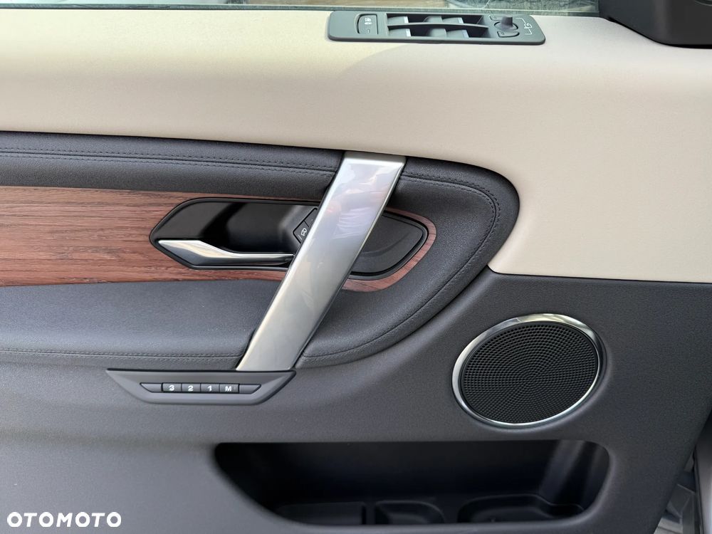 Land Rover Discovery Sport D200 - 14