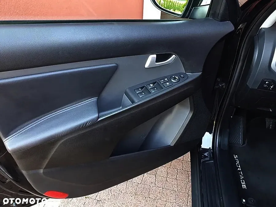 Kia Sportage 1.6 GDI Business Line L 2WD - 29