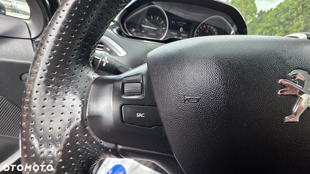 Peugeot 208 1.6 VTi Allure - 18
