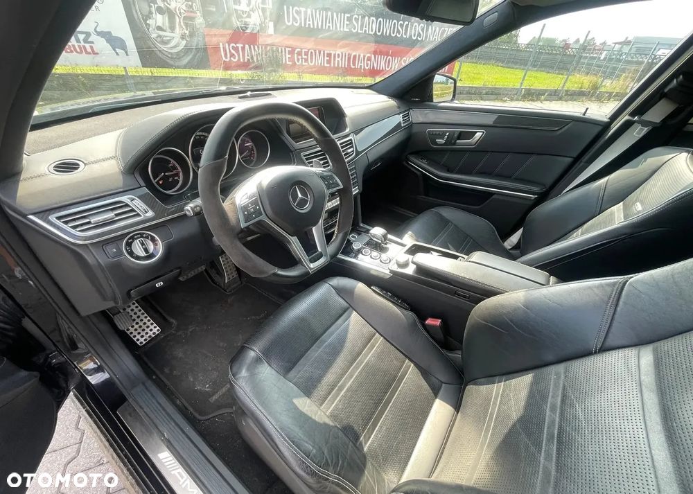 Mercedes-Benz Klasa E - 15